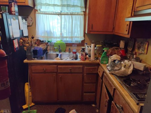 1703 Barrett, Atlanta GA 30318-0043 exterior