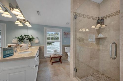 1243 12 Ave, Naples FL 34120-3453 exterior