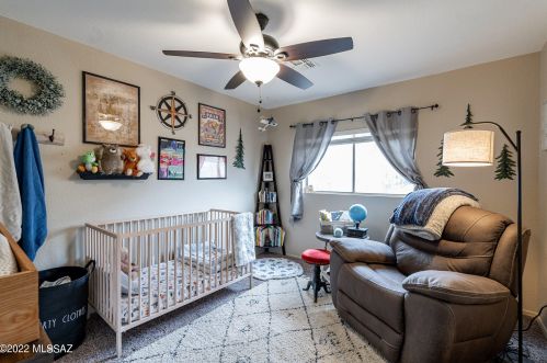 7498 Giachery Ave, Tucson AZ  85747-5613 exterior