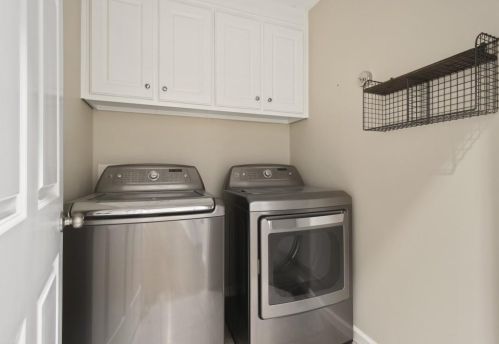 29 Brandon Rdg Dr, Atlanta GA 30328-2135 exterior