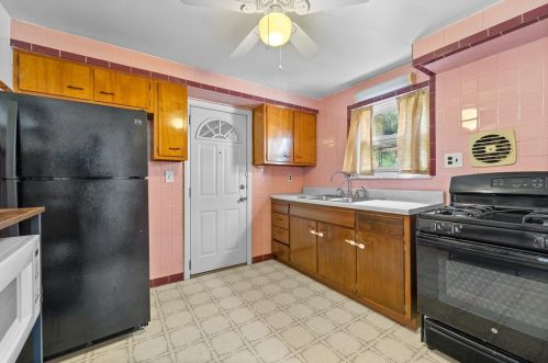 2107 Plainview Ave, Pittsburgh PA 15226-1545 exterior