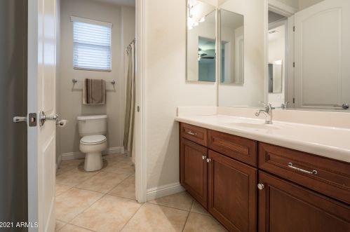 3753 Ember Glow Way, Phoenix AZ 85050-4928 exterior