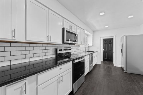 4923 Butler St, Pittsburgh PA 15201-2647 exterior