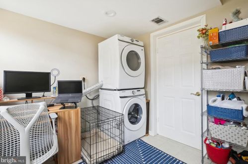 625 Alfred St, Alexandria VA  22314-1822 exterior