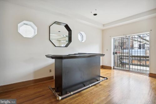 16 Q St, Washington, DC 20001-1106