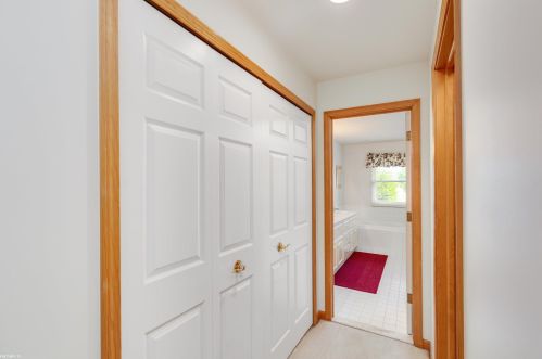 16820 Renee Dr, Macomb Township MI 48042-2324 exterior