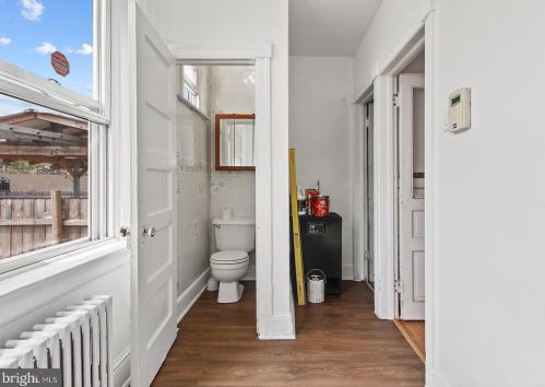 114 Thurlow St, Chester PA 19013-2215 exterior