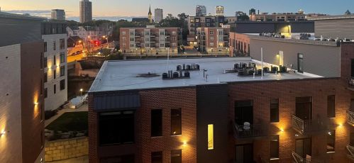 2080 Commerce St, Milwaukee WI  53212-3479 exterior