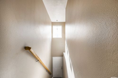 7381 Brittany Town Dr, Taylorsville UT 84084-4609 exterior