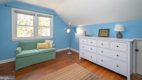 306 Pritchard Ln, Media PA 19086-6104 exterior