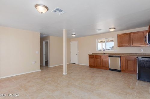 6848 Melody Ave, Tucson AZ 85756-9471 exterior