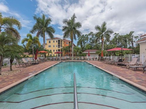 4520 Botanical Place Cir, Naples FL 34112-2400 exterior