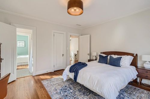 1776 Clifton Rd, Atlanta GA 30307-1252 exterior