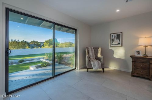 4917 Camino Arenosa, Tucson AZ  85718-6220 exterior