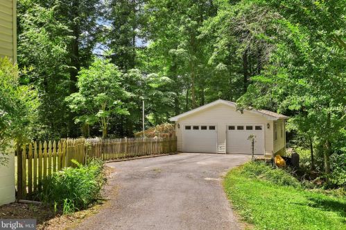 4730 Hardesty Rd, Huntingtown MD 20639-9600 exterior