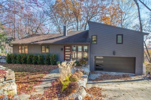 24 Freeman Ave, Parsippany, NJ 07834-2420