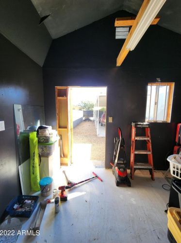 18214 2nd St, Phoenix AZ  85022-1006 exterior