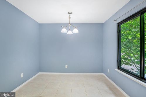 1655 Westwind Way, Mc Lean VA 22102-1604 exterior