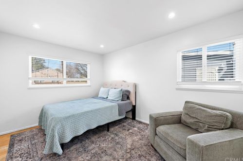 613 Orch Ave, Fullerton CA 92833-4139 exterior