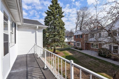 4947 Colonial Ct, Milwaukee WI exterior