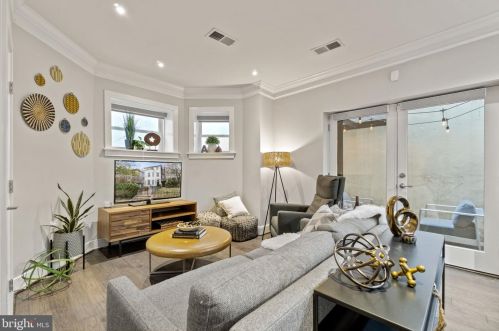 1816 19th St, Washington, DC 20009-5501