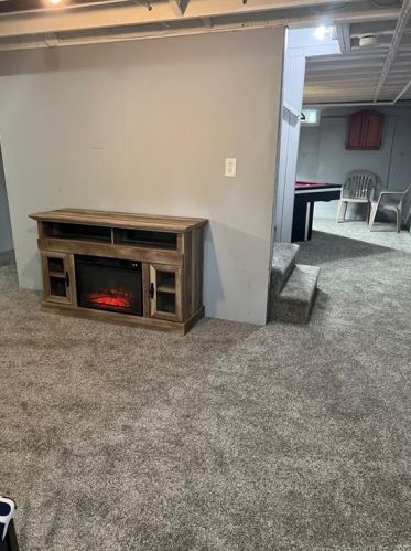 52 Booth Rd, Enfield CT 06082 exterior