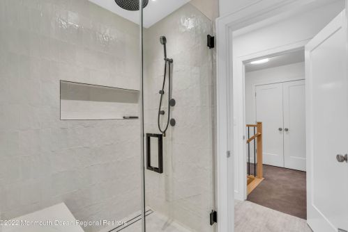 722 Green Valley Rd, Jackson Twp NJ  08527-2942 exterior