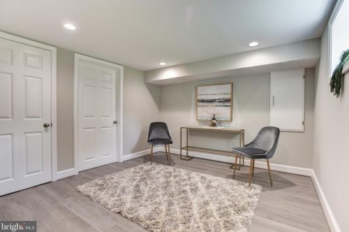 417 Penwood Rd, Silver Spring MD  20901-2718 exterior