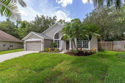 11934 Derbyshire Dr, Tampa FL  33626-2645 exterior