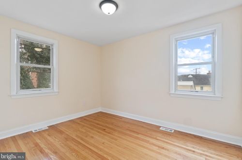 2225 Shepherd St, Washington DC  20018-3141 exterior