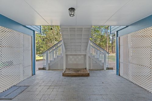 4532 Bayside Dr, Milton FL  32583-8422 exterior