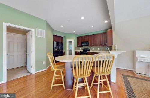 1076 Huntington Rd, Quakertown PA 18951-5054 exterior