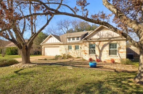 905 Ranch Rd, Georgetown, TX 78628-3503