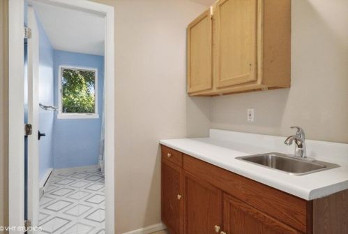 8316 Hollywood Rd, Berrien Springs MI 49103-9788 exterior