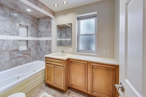 3017 Albany Ave, Chicago IL 60618-6911 exterior