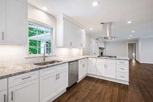 4831 Cambridge Dr, Atlanta GA  30338-5005 exterior