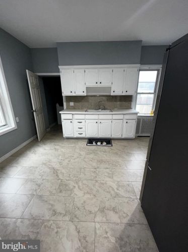 239 Commonwealth Ave, Trenton, NJ 08629-2621