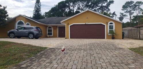 1118 Preston Ln, Fort Pierce, FL 34983-3222