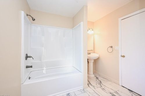 341 18 St, Naples FL 34117-9453 exterior