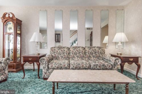 4030 Bleigh Ave, Philadelphia PA 19111-3617 exterior