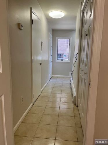 149 Roosevelt Pl, Palisades Park NJ  07650-1152 exterior