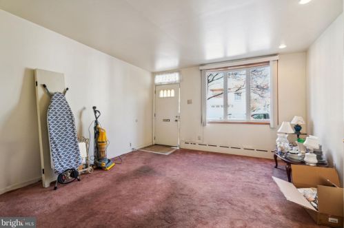 712 Carpenter St, Philadelphia PA 19146-3907 exterior