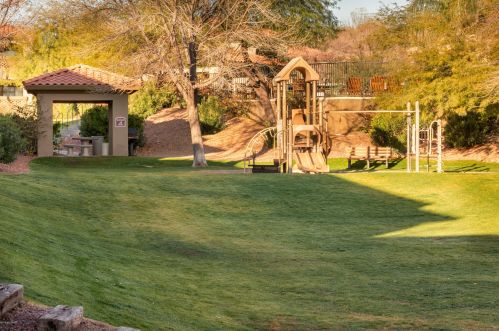 5751 Kolb Rd, Tucson AZ  39204-0871 exterior