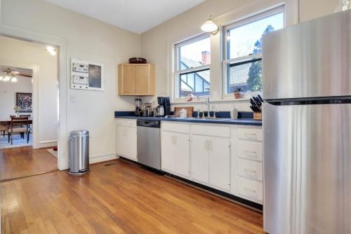 1349 Briarcliff Rd, Atlanta GA  30306-2213 exterior