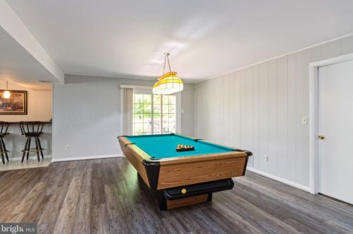 4020 Arjay Cir, Ellicott MD 21042-5635 exterior