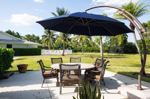 143 Mahogany Dr, Naples FL exterior