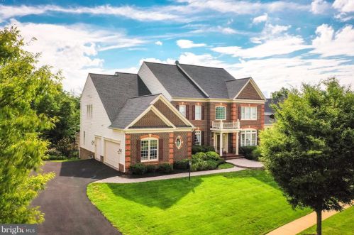 43235 Parkers Rdg Dr, Leesburg VA 20176-5108 exterior