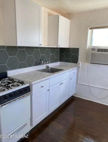 622 8th St, Tucson AZ  85705-8520 exterior