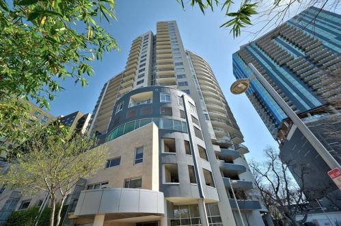 603 Davis St, Austin TX  78701-4207 exterior