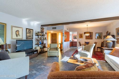 1017 Paseo Iris, Green Valley AZ 85614-3644 exterior